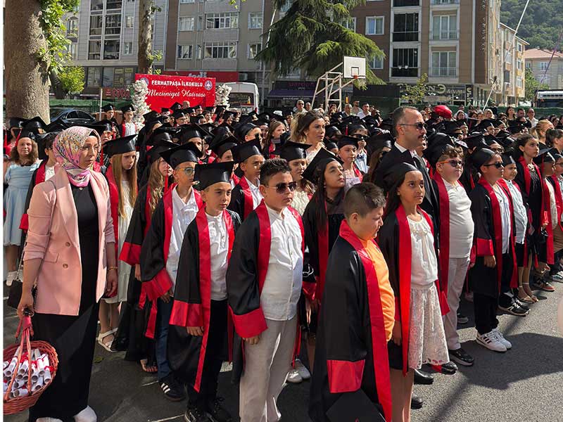 Mezuniyet-Organizasyonu